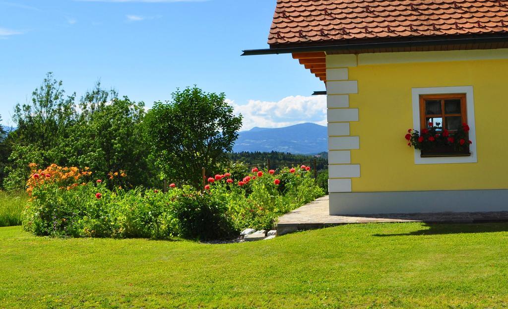 Haus Schoenegger Kitzeck im Sausal Exterior foto